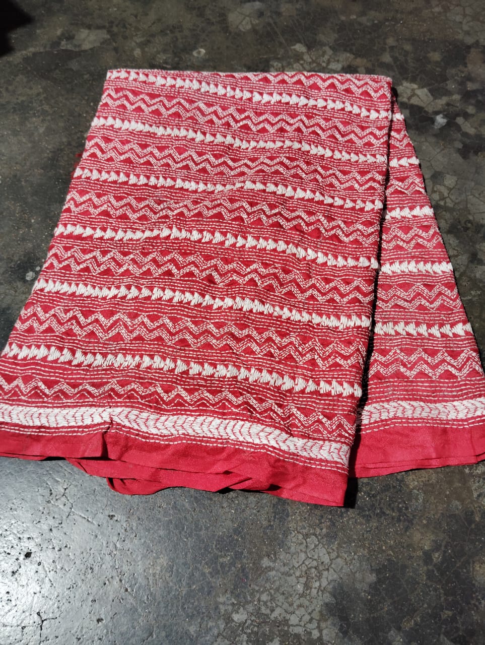 Hand Embroidered Kantha work Dupatta – Semi Tussar Silk Tie-Dye Elegance Kantha work