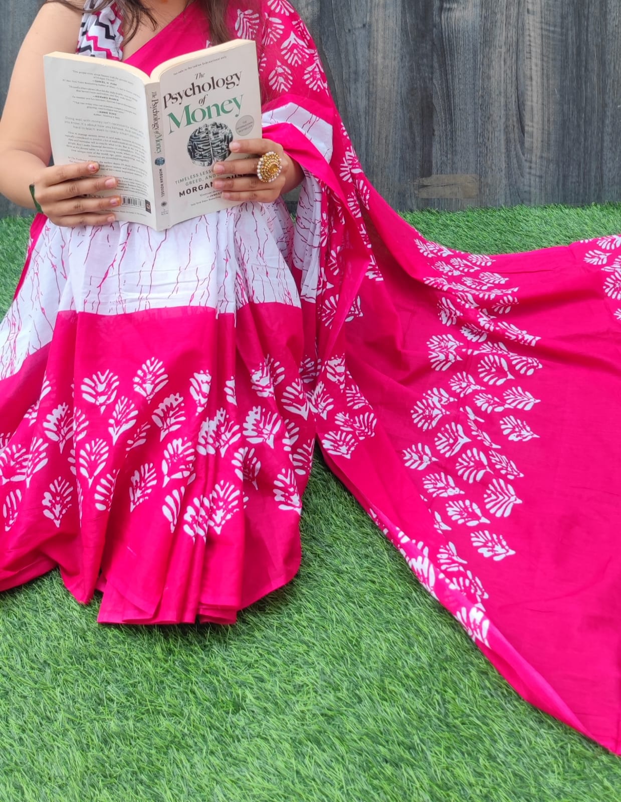 Hot Pink & White Leaf-Printed Cotton Saree