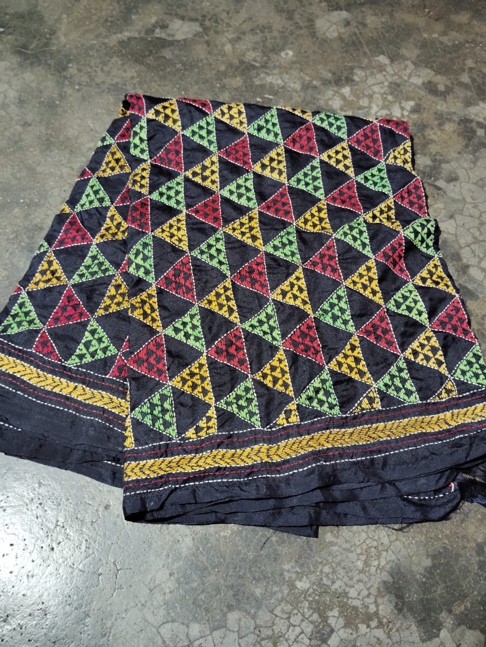 Hand Embroidered Kantha Dupatta – Semi Tussar Silk | Tie-Dye Elegance